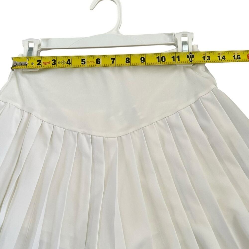 Forever 21 Active Pleated Skort white size medium - Picture 4 of 8